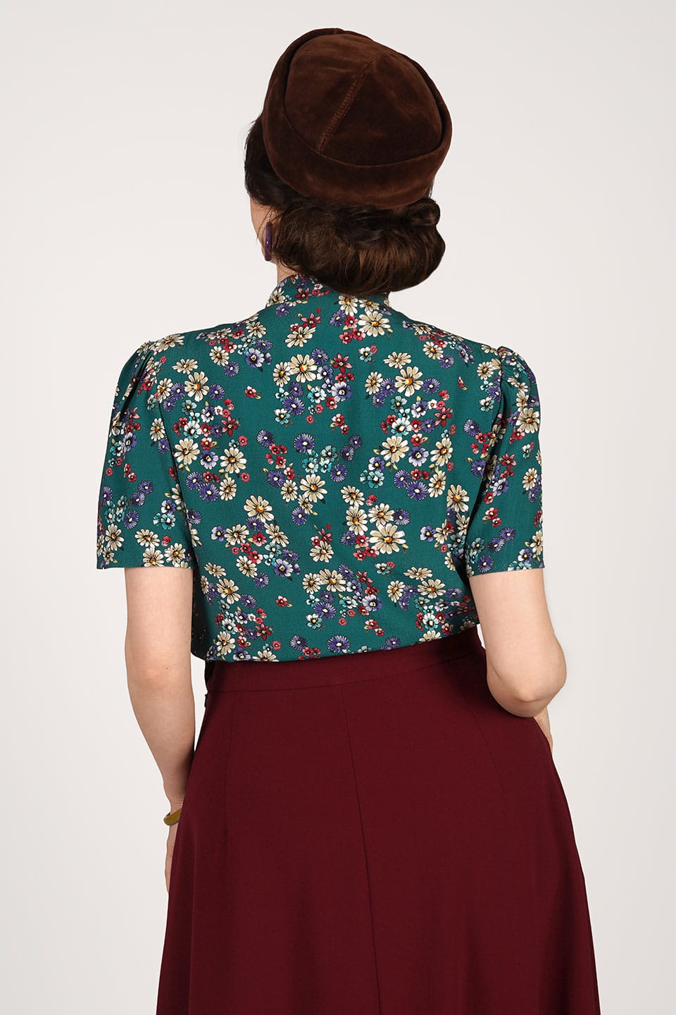 1940s and 50s Style Short Sleeve Pussy Bow Blouse In Teal Daisy Print  | Vintage Inspired | Weekend Doll 