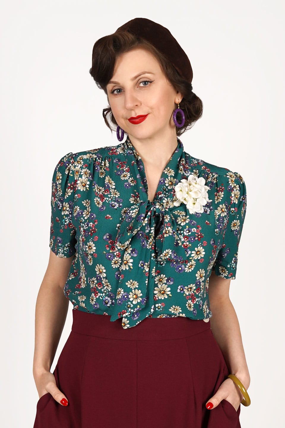 1940s and 50s Style Short Sleeve Pussy Bow Blouse In Teal Daisy Print  | Vintage Inspired | Weekend Doll 